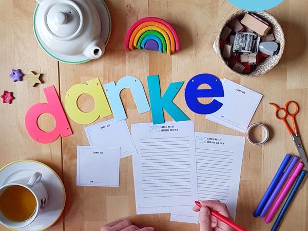 Happiness-Aktion: Danke-Notizen an Menschen schreiben, die das Jahr besser gemacht haben [Idee für&nbsp;Silvester]